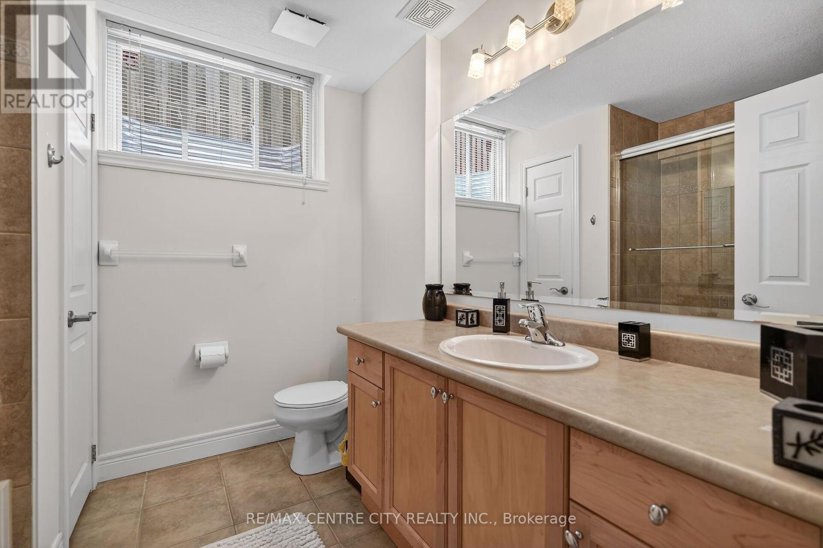 1260 Birchwood Drive, London South, Ontario  N6K 5C2 - Photo 26 - X12893756