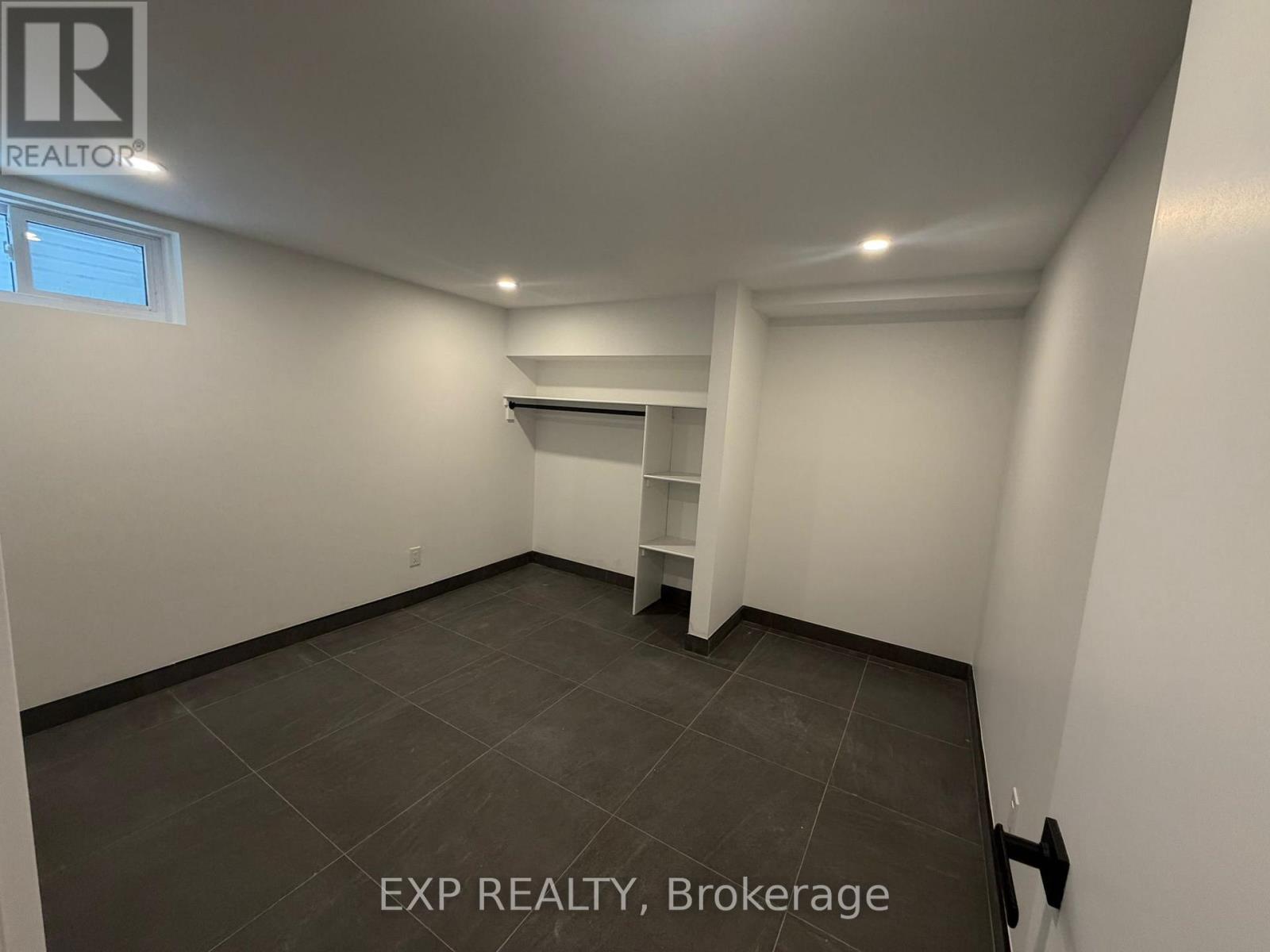 3 - 813 Norton Avenue, Ottawa, Ontario  K2B 5P5 - Photo 7 - X12893770