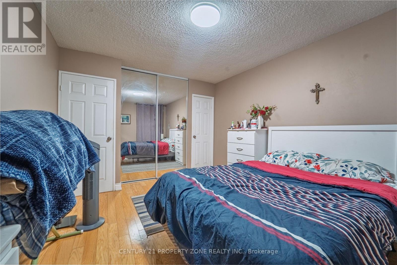 1021 - 1625 Bloor Street Ne, Mississauga, Ontario  L4X 1S3 - Photo 8 - W12893556