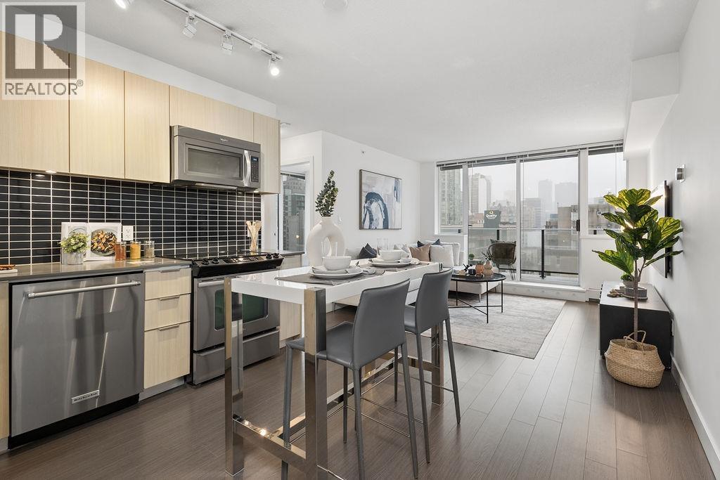 902 1325 Rolston Street, Vancouver, British Columbia  V6B 0M2 - Photo 11 - R3100925