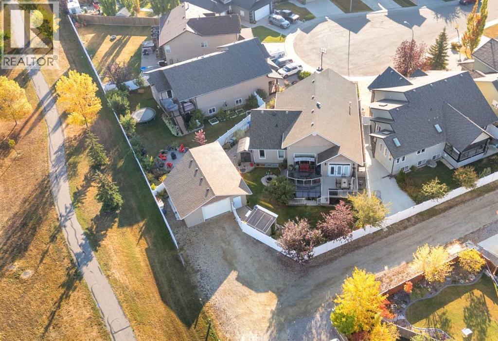 40 Oakfield Close, Red Deer, Alberta  T4P 0C9 - Photo 2 - A2262027