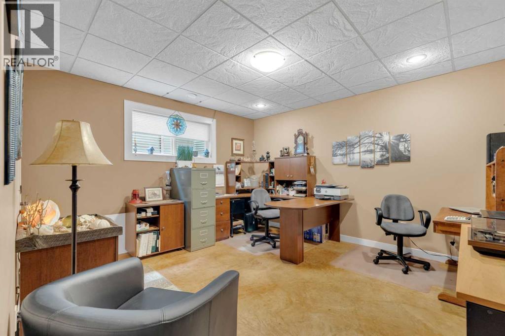 40 Oakfield Close, Red Deer, Alberta  T4P 0C9 - Photo 41 - A2262027