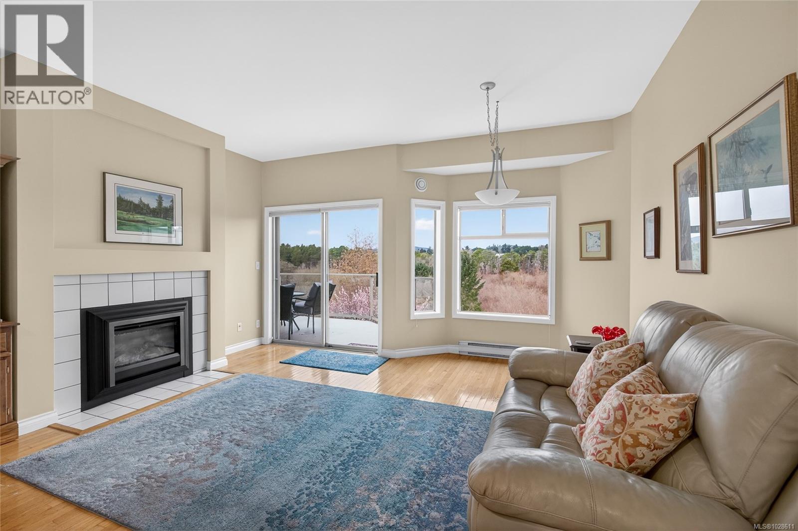 11 4360 Emily Carr Dr, Saanich, British Columbia  V8X 4Y4 - Photo 13 - 1028611