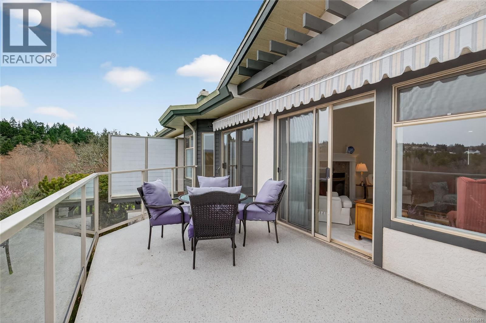 11 4360 Emily Carr Dr, Saanich, British Columbia  V8X 4Y4 - Photo 19 - 1028611