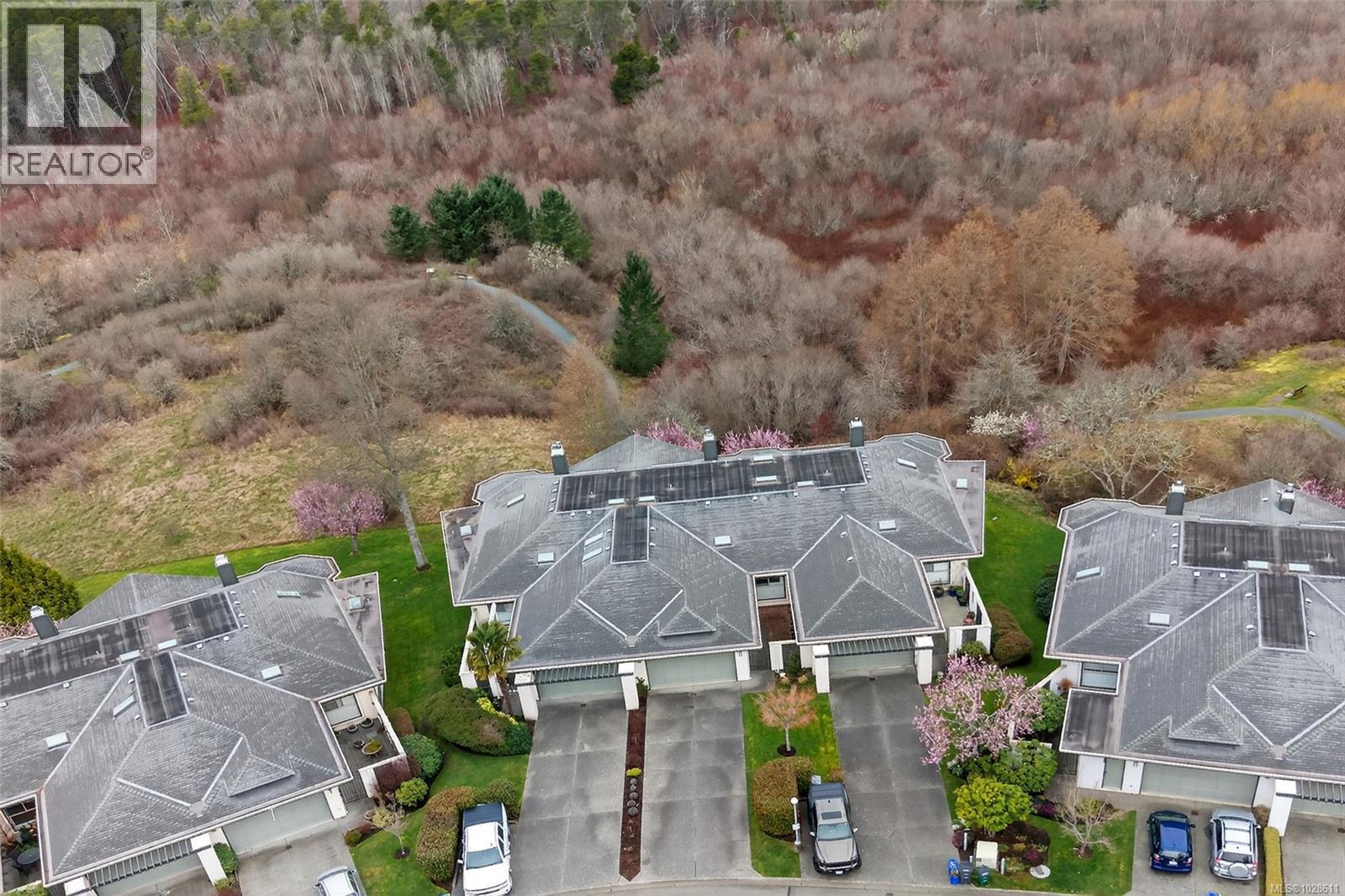 11 4360 Emily Carr Dr, Saanich, British Columbia  V8X 4Y4 - Photo 49 - 1028611