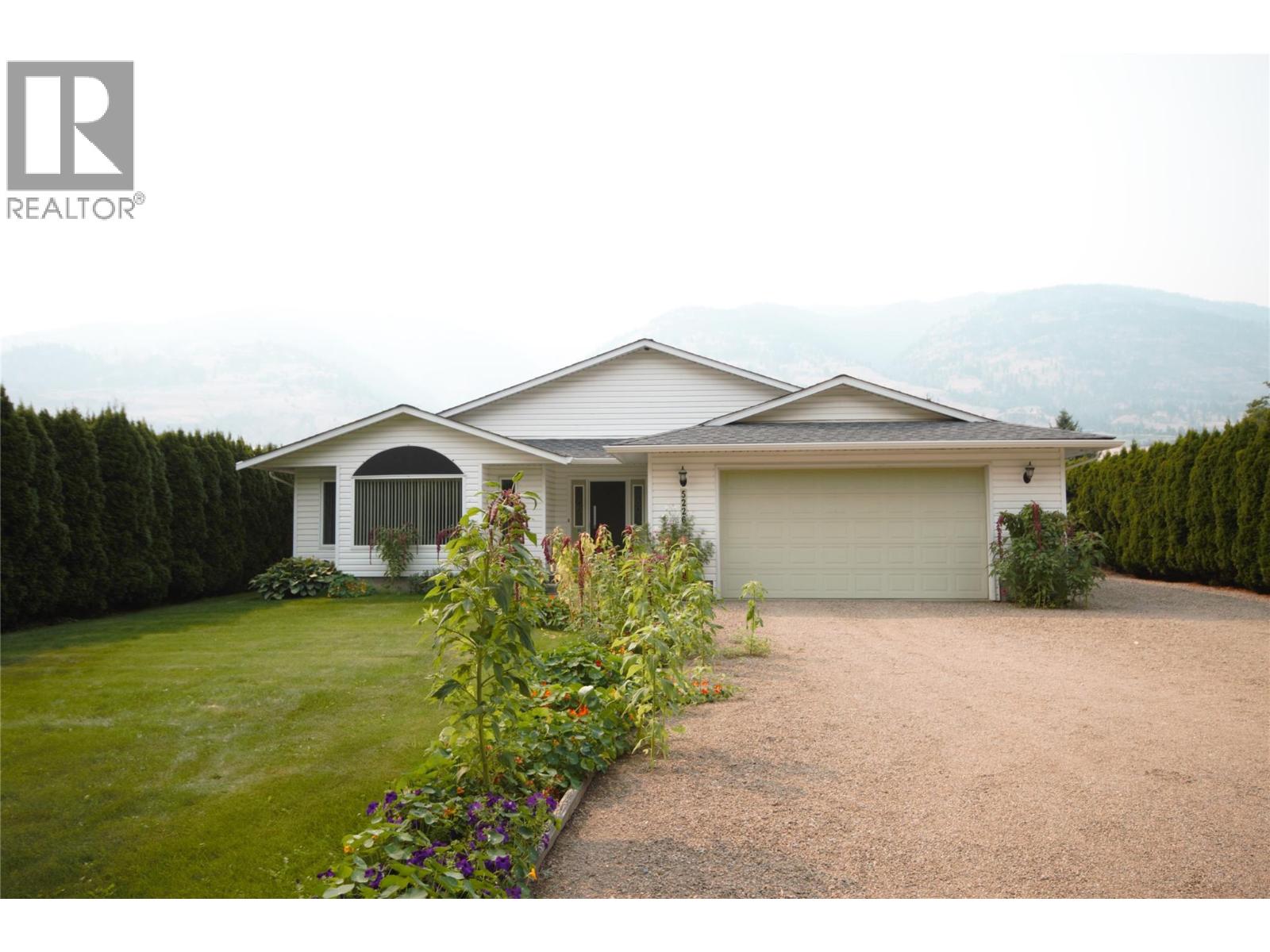 5226 Haynes Road, Oliver, British Columbia  V0H 1T1 - Photo 4 - 10379841