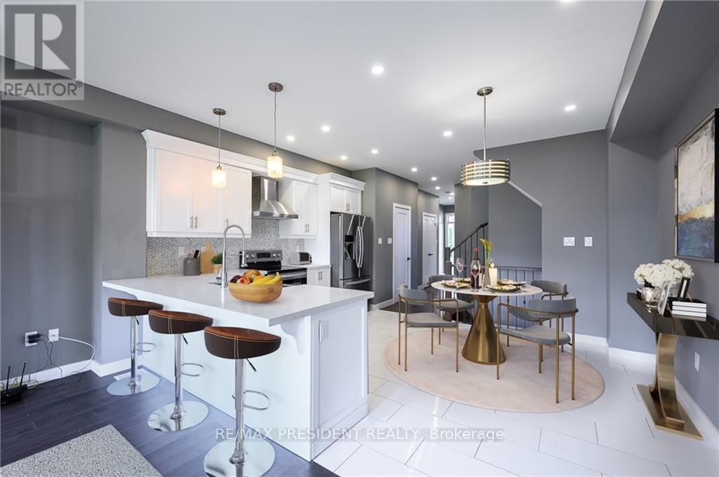 212 Weir Street N, Hamilton, Ontario  L8H 5G3 - Photo 6 - X12893762