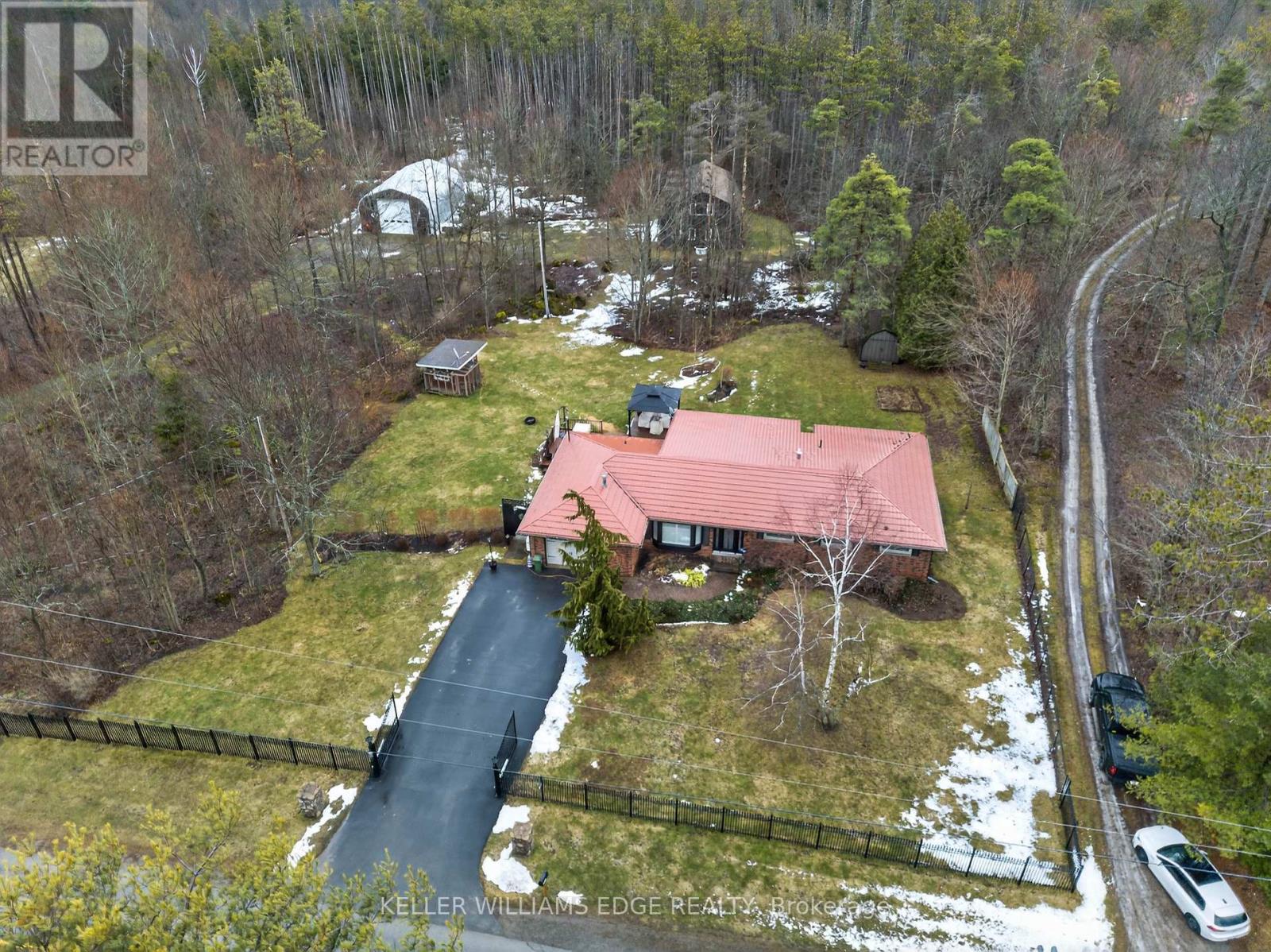 484 11TH CONCESSION ROAD E, hamilton, Ontario