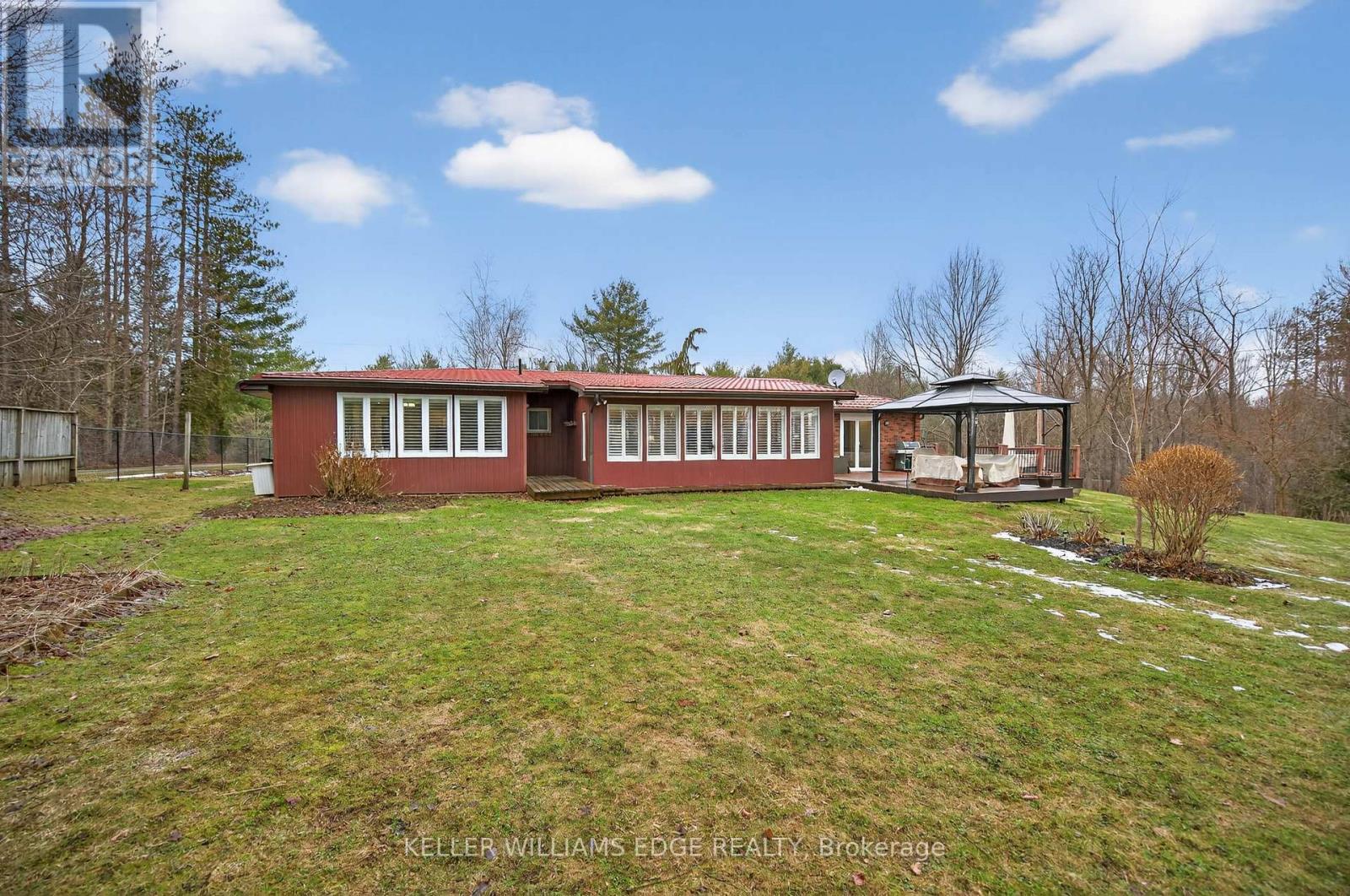 484 11th Concession Road E, Hamilton, Ontario  L8B 1J1 - Photo 38 - X12893766