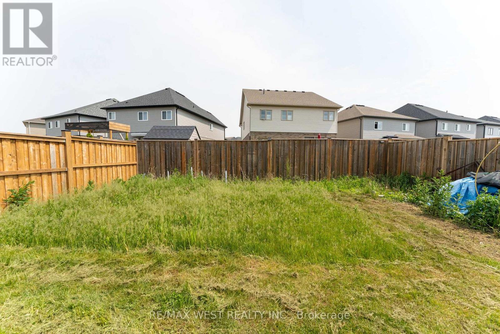 301 Freure Drive, Cambridge, Ontario  N1S 0B5 - Photo 34 - X12685888