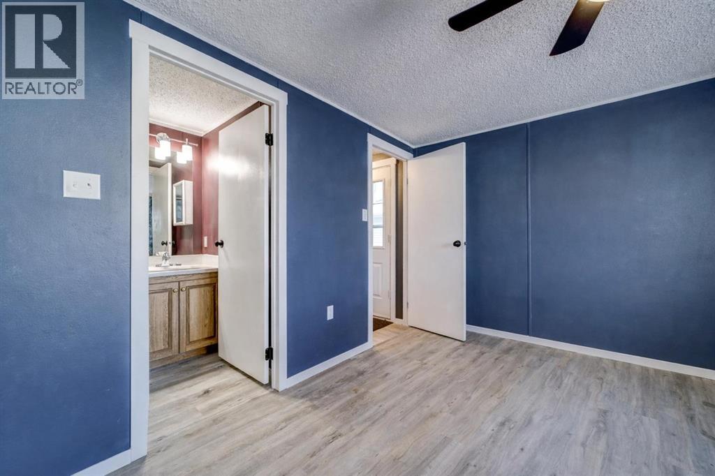 308 Station Boulevard, Coaldale, Alberta  T1M 1P6 - Photo 10 - A2272823