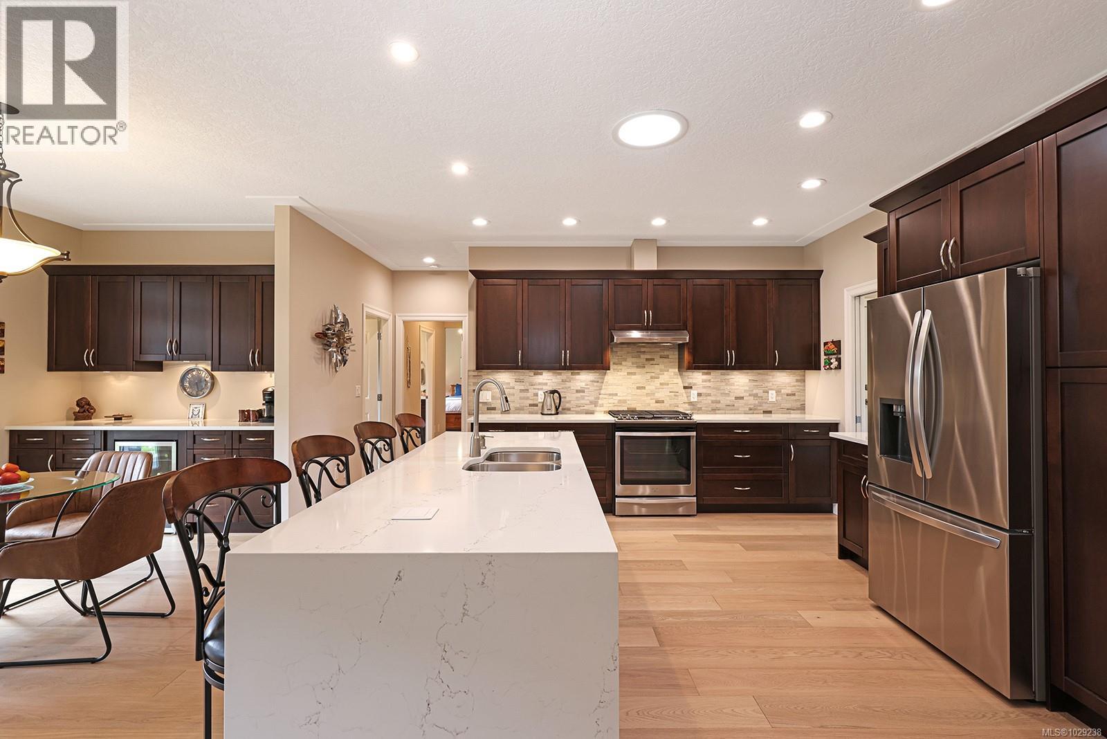 447 Gardener Way, Comox, British Columbia  V9M 0B4 - Photo 8 - 1029238