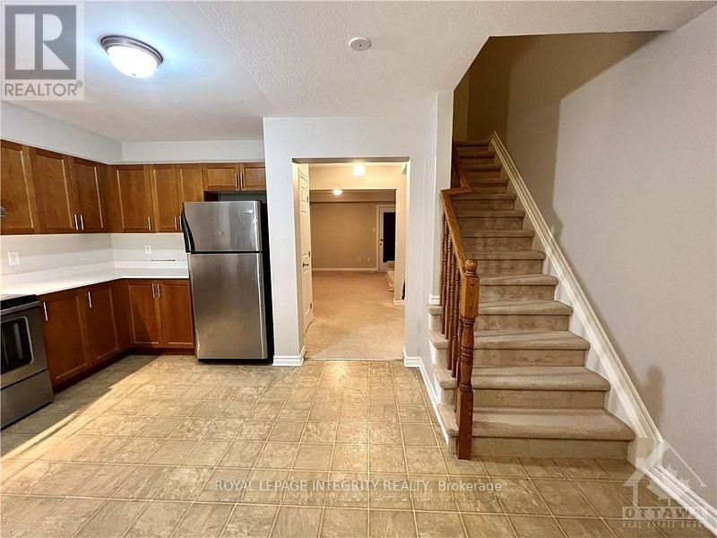 3881 Strandherd Drive, Ottawa, Ontario  K2J 0K3 - Photo 11 - X12893844