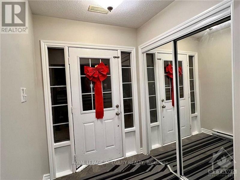 3881 Strandherd Drive, Ottawa, Ontario  K2J 0K3 - Photo 4 - X12893844