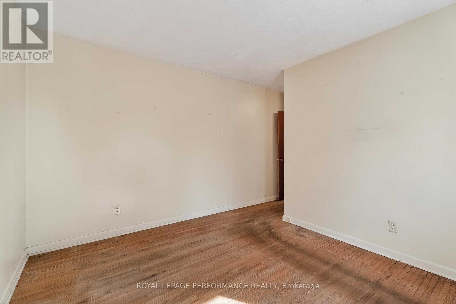 1132 Adirondack Drive, Ottawa, Ontario  K2C 2V1 - Photo 17 - X12893852