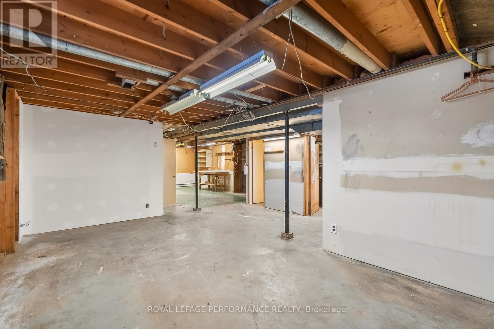 1132 Adirondack Drive, Ottawa, Ontario  K2C 2V1 - Photo 26 - X12893852