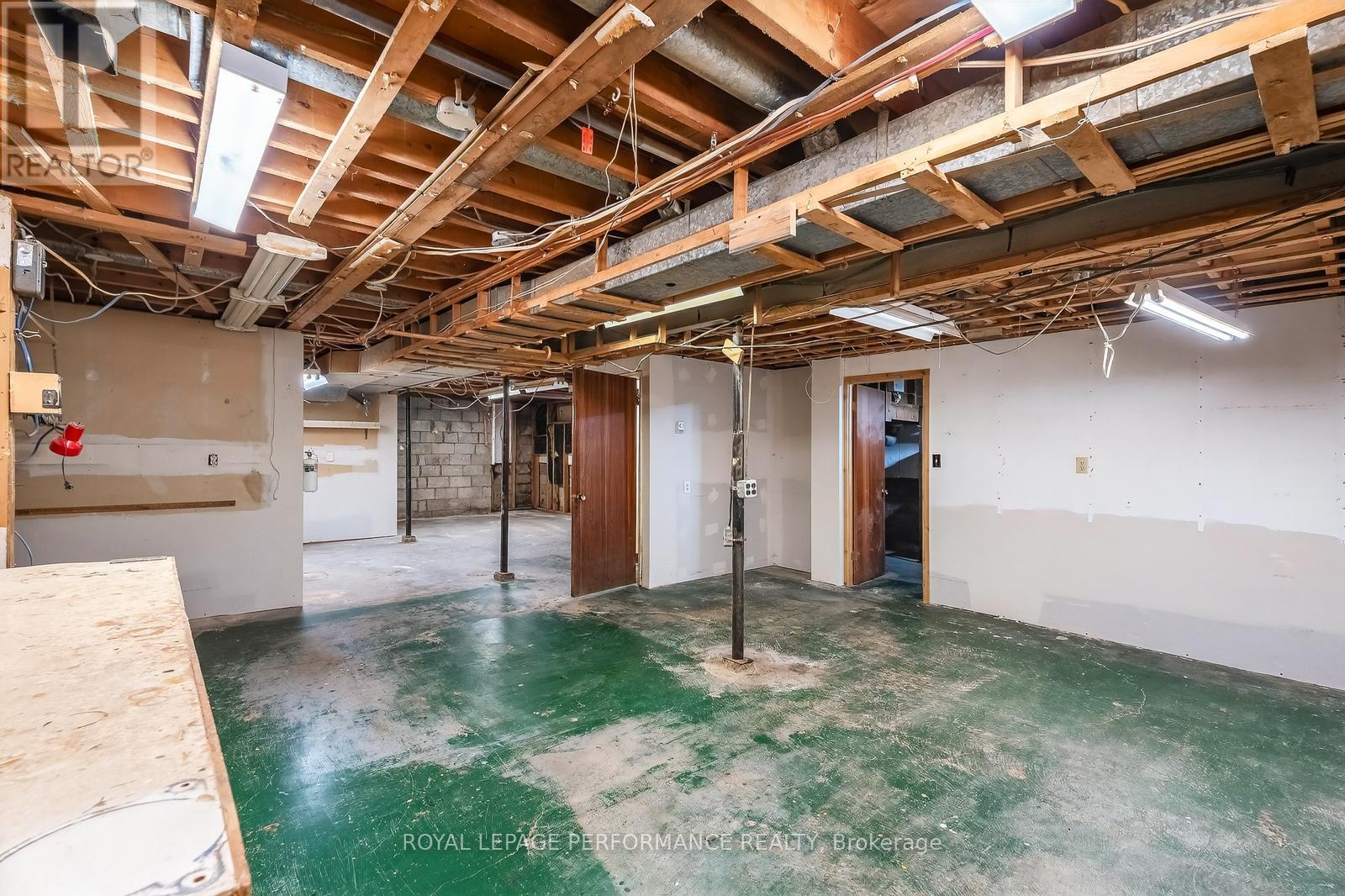 1132 Adirondack Drive, Ottawa, Ontario  K2C 2V1 - Photo 30 - X12893852