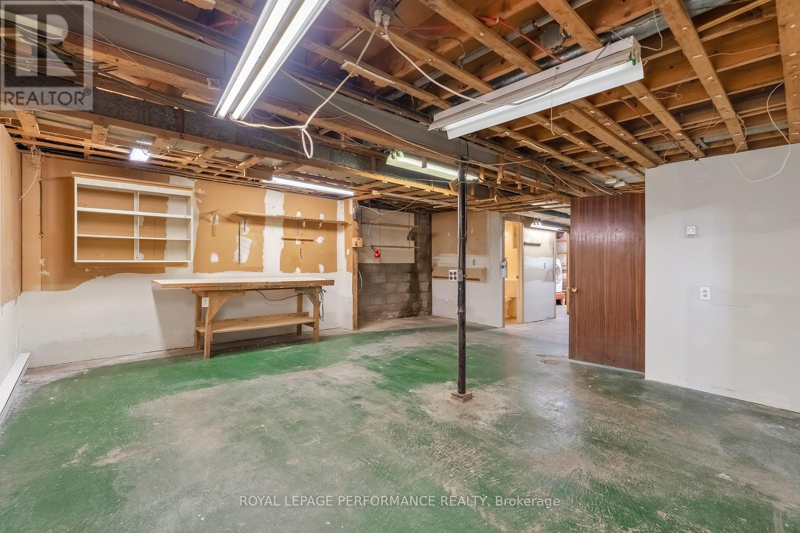 1132 Adirondack Drive, Ottawa, Ontario  K2C 2V1 - Photo 31 - X12893852