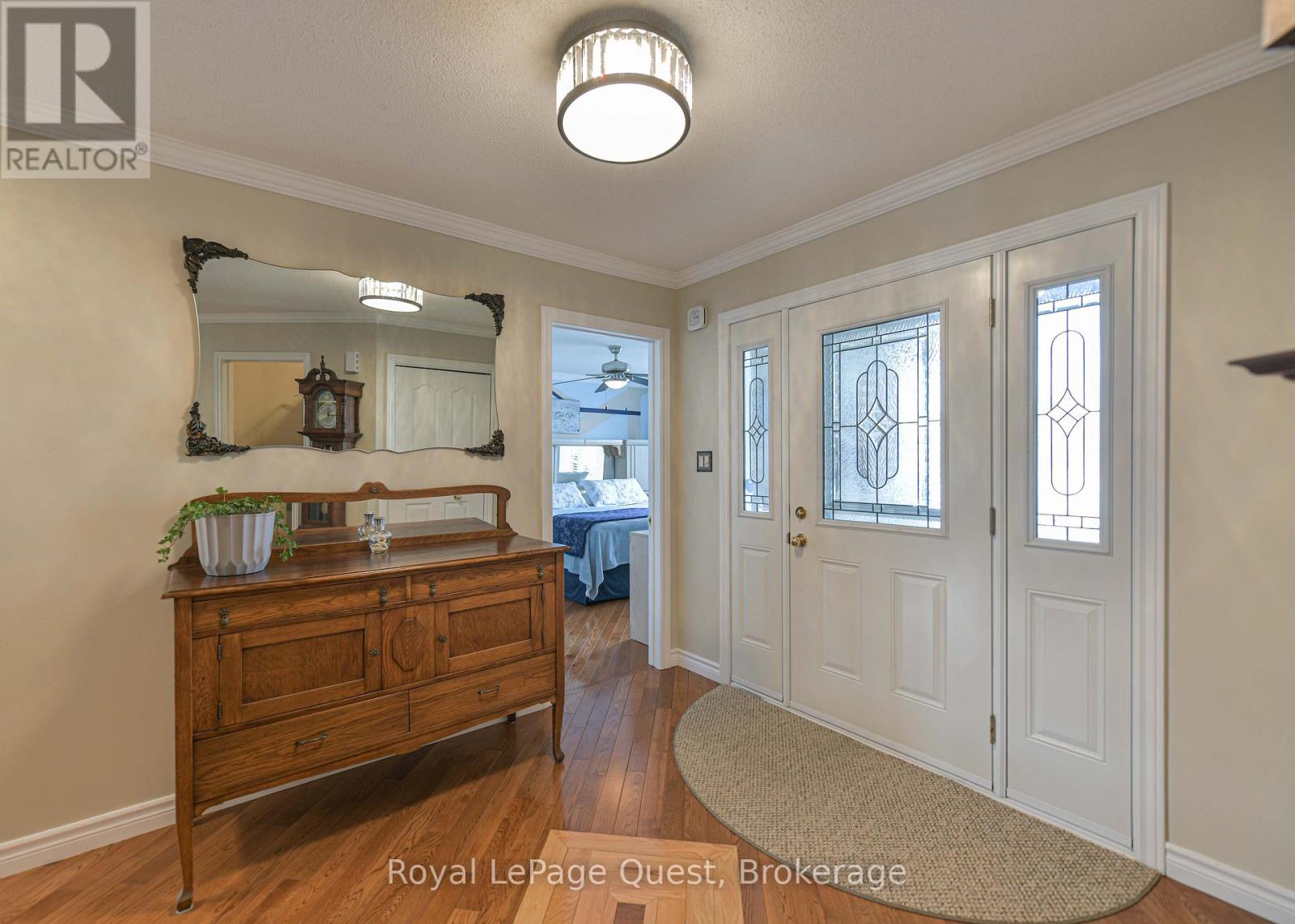 4662 Zachary Crescent, Ramara (Atherley), Ontario  L3V 6H7 - Photo 8 - S12893838