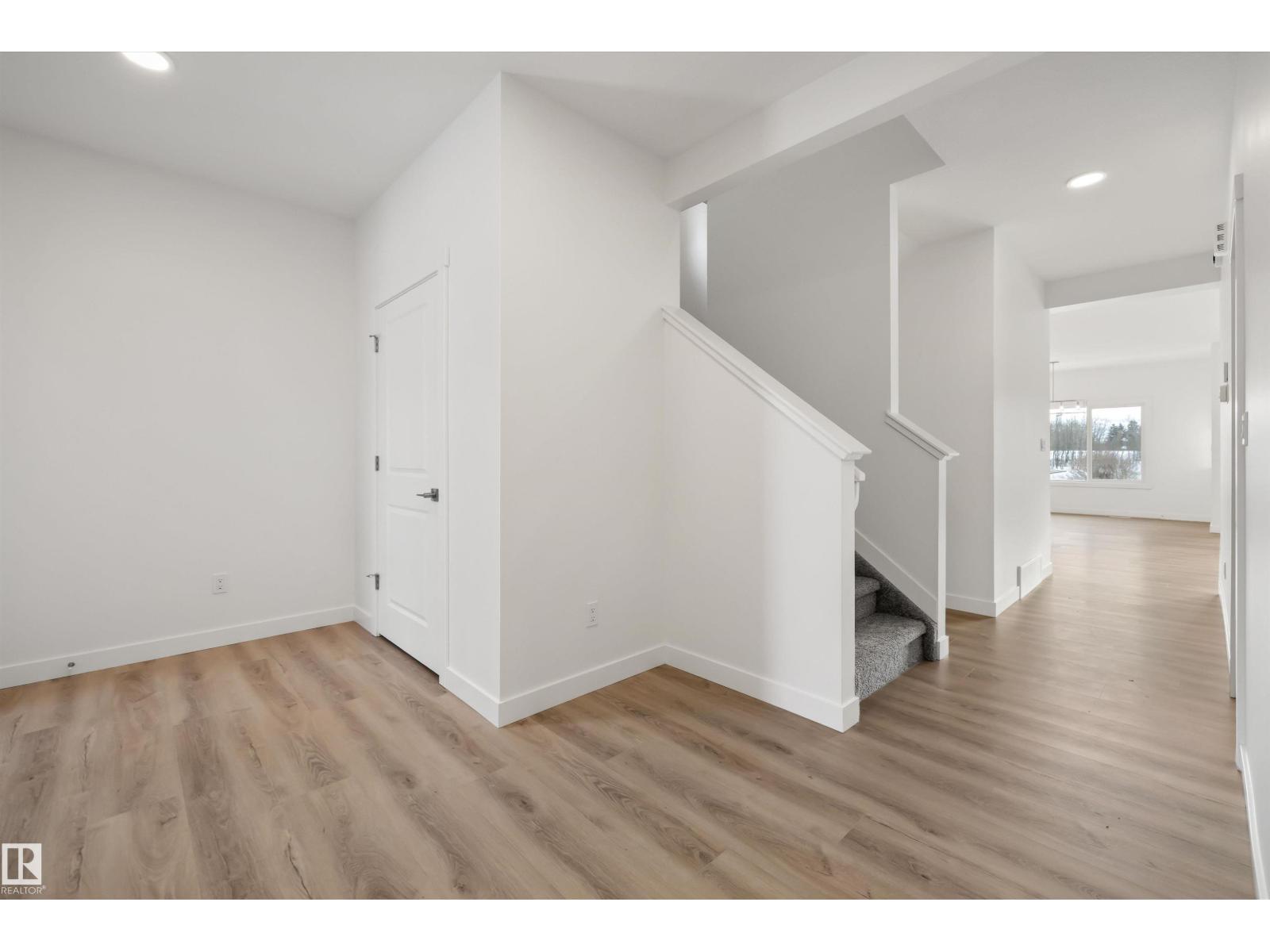 1315 11 Av Nw, Edmonton, Alberta  T6T 2W3 - Photo 5 - E4470953