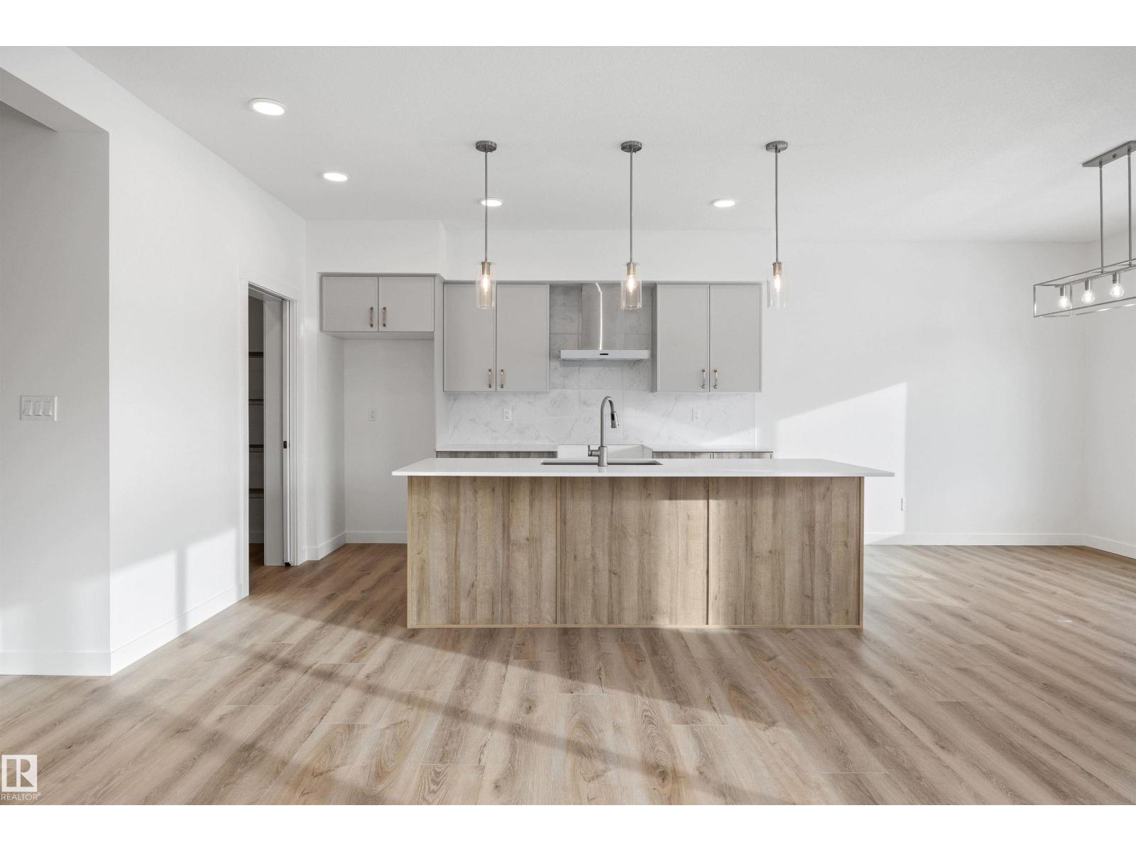 1315 11 Av Nw, Edmonton, Alberta  T6T 2W3 - Photo 21 - E4470953