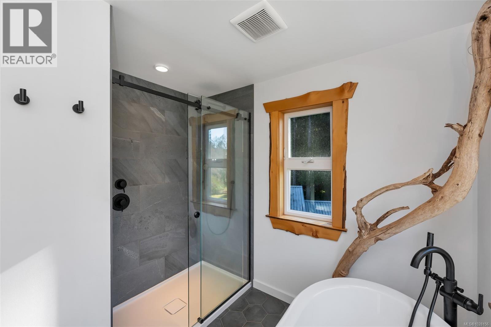 1696 Peerless Rd, Cobble Hill, British Columbia  V0R 1L6 - Photo 11 - 1028156