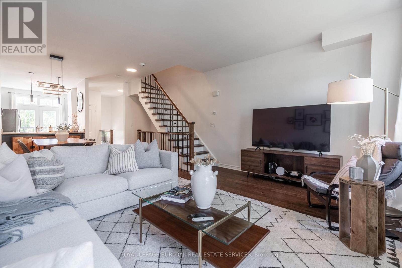 965 Reimer Common, Burlington, Ontario  L7R 0C8 - Photo 2 - W12893794