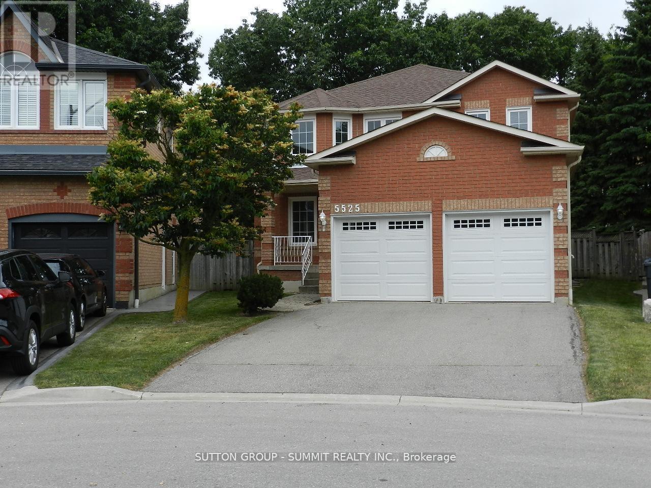 5525 Fleur-De-Lis, Mississauga, Ontario  L5R 2Z6 - Photo 2 - W12893820