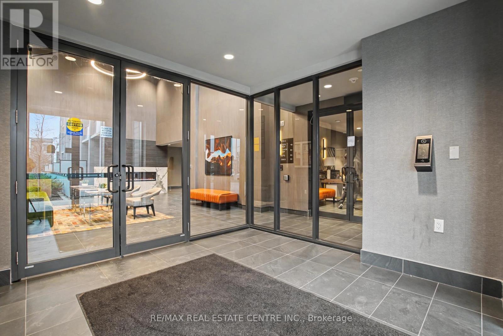 309 - 95 Dundas Street W, Oakville, Ontario  L6M 5N4 - Photo 34 - W12893834