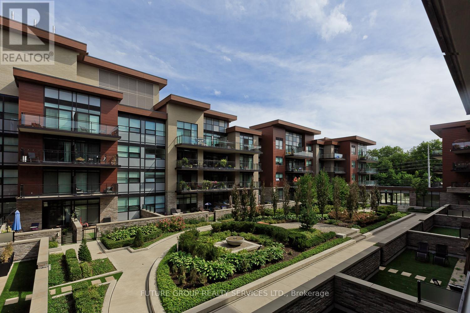 262 - 1575 LAKESHORE ROAD W, mississauga (clarkson), Ontario