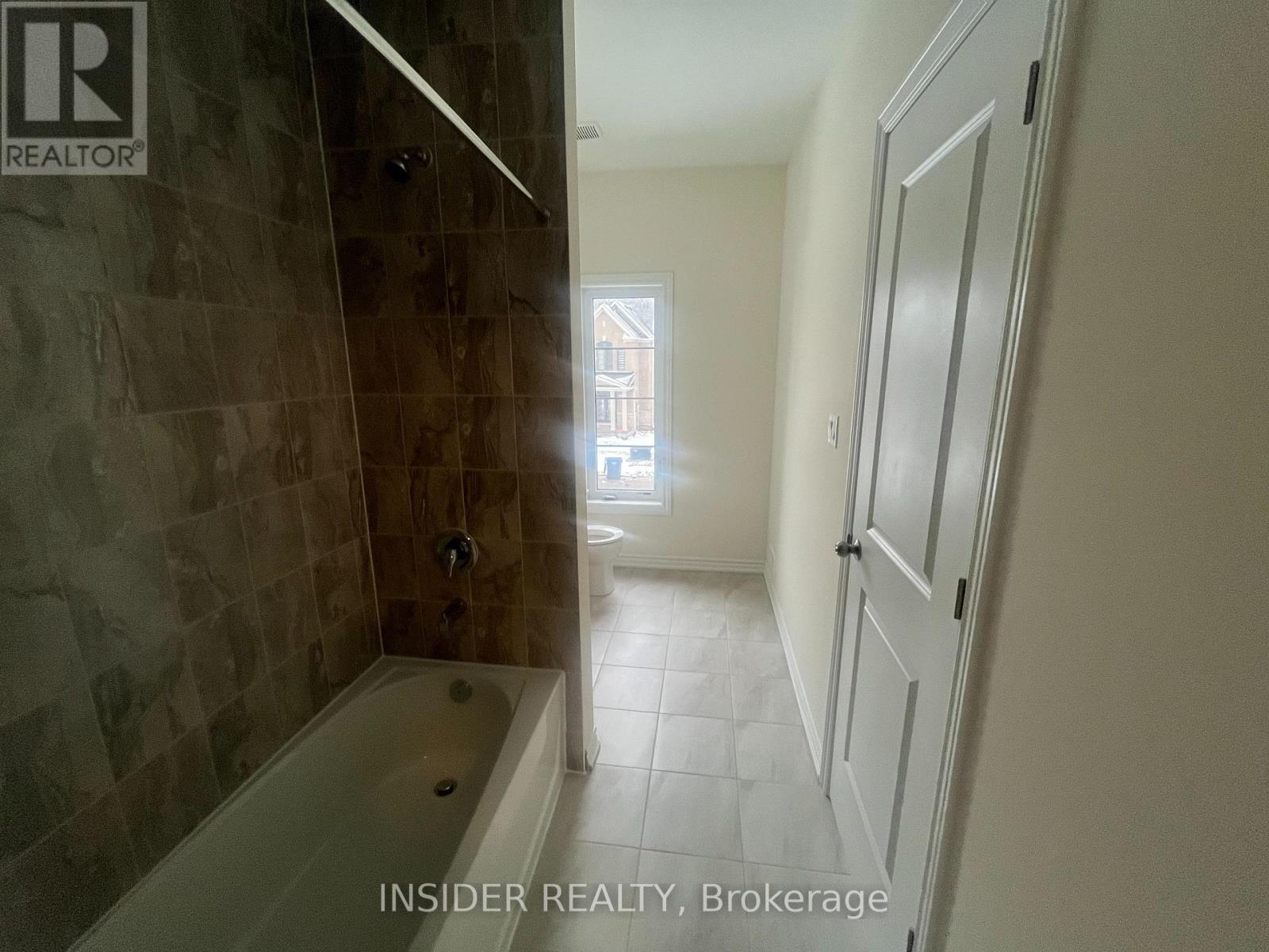 2 Fuller Street, Brampton (Credit Valley), Ontario  L6X 5S4 - Photo 22 - W12893854