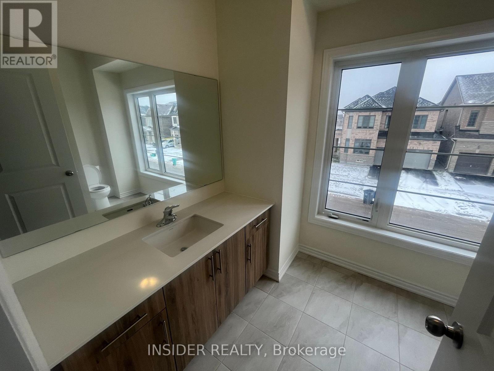 2 Fuller Street, Brampton (Credit Valley), Ontario  L6X 5S4 - Photo 27 - W12893854