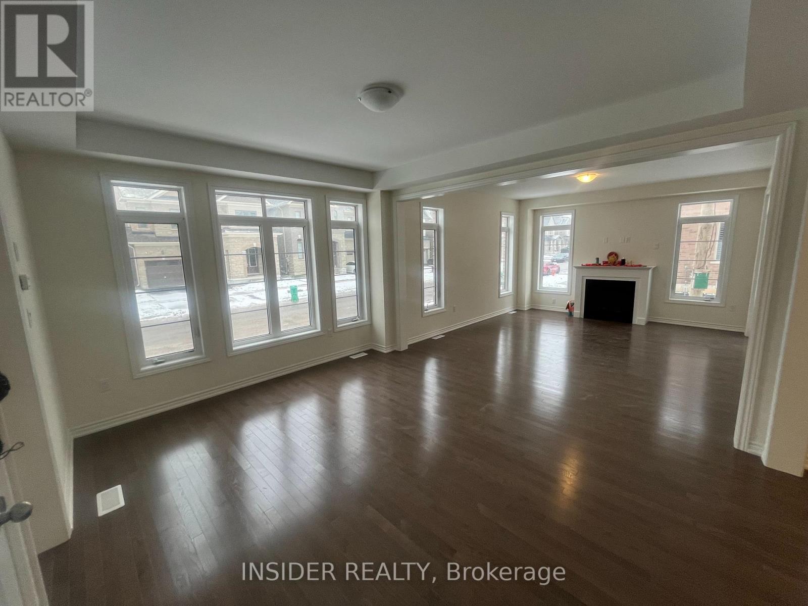 2 Fuller Street, Brampton (Credit Valley), Ontario  L6X 5S4 - Photo 7 - W12893854