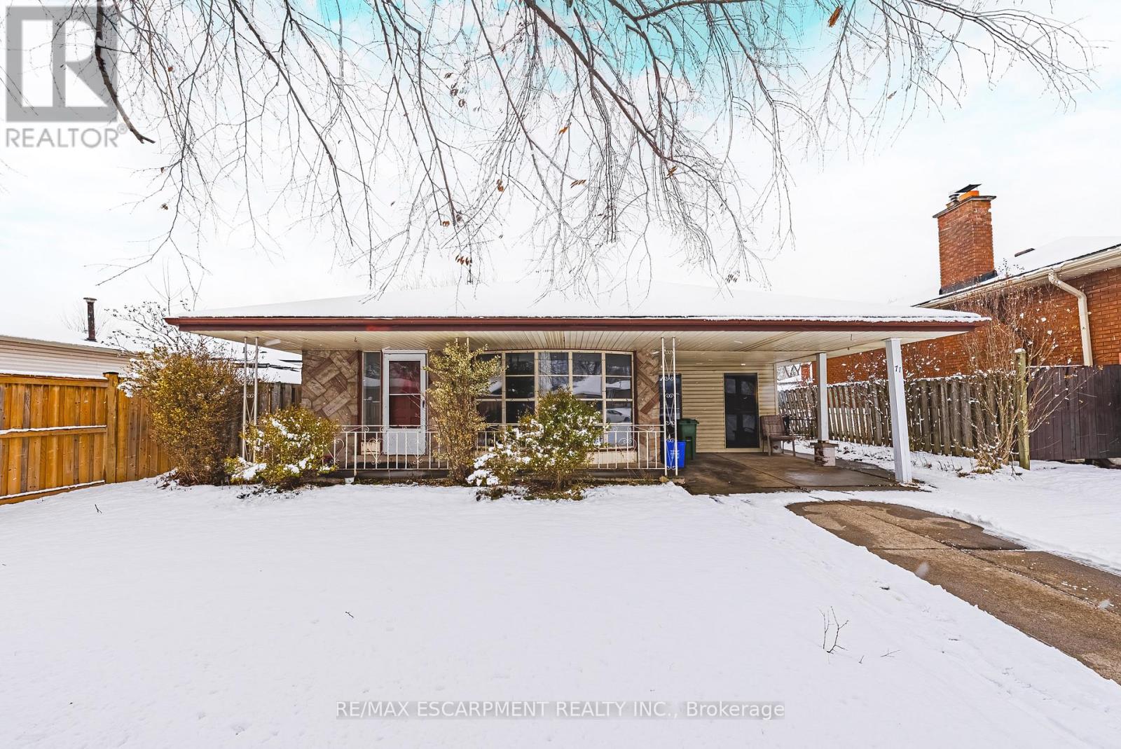 71 HOOVER CRESCENT, hamilton (balfour), Ontario