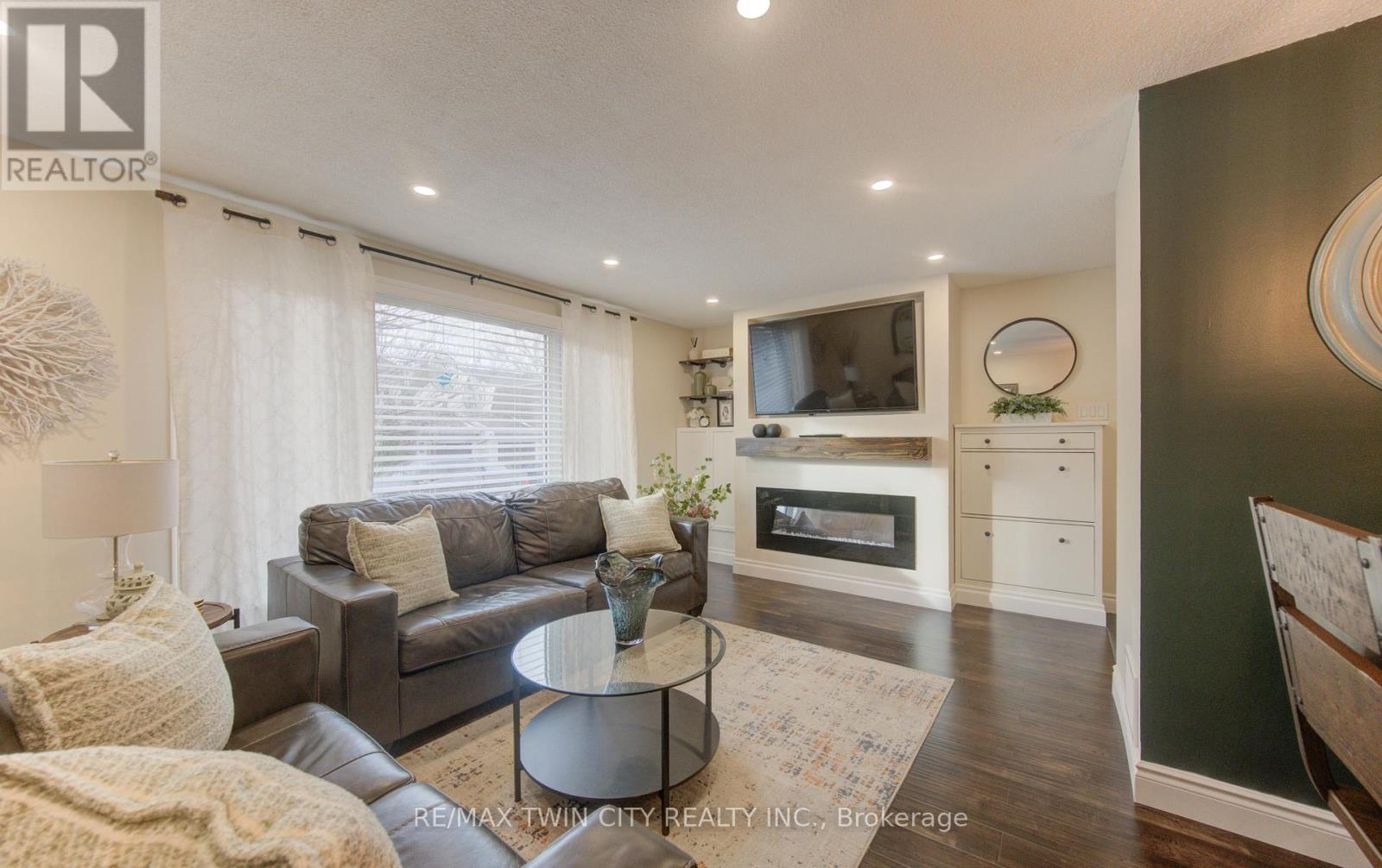 36 - 175 Elm Ridge Drive, Kitchener, Ontario  N2N 1L7 - Photo 10 - X12893798