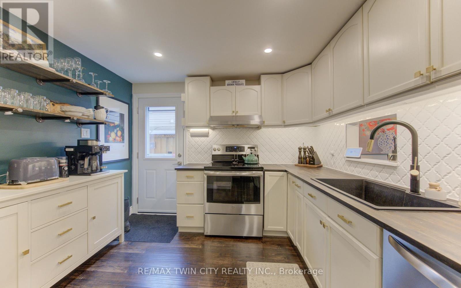 36 - 175 Elm Ridge Drive, Kitchener, Ontario  N2N 1L7 - Photo 12 - X12893798