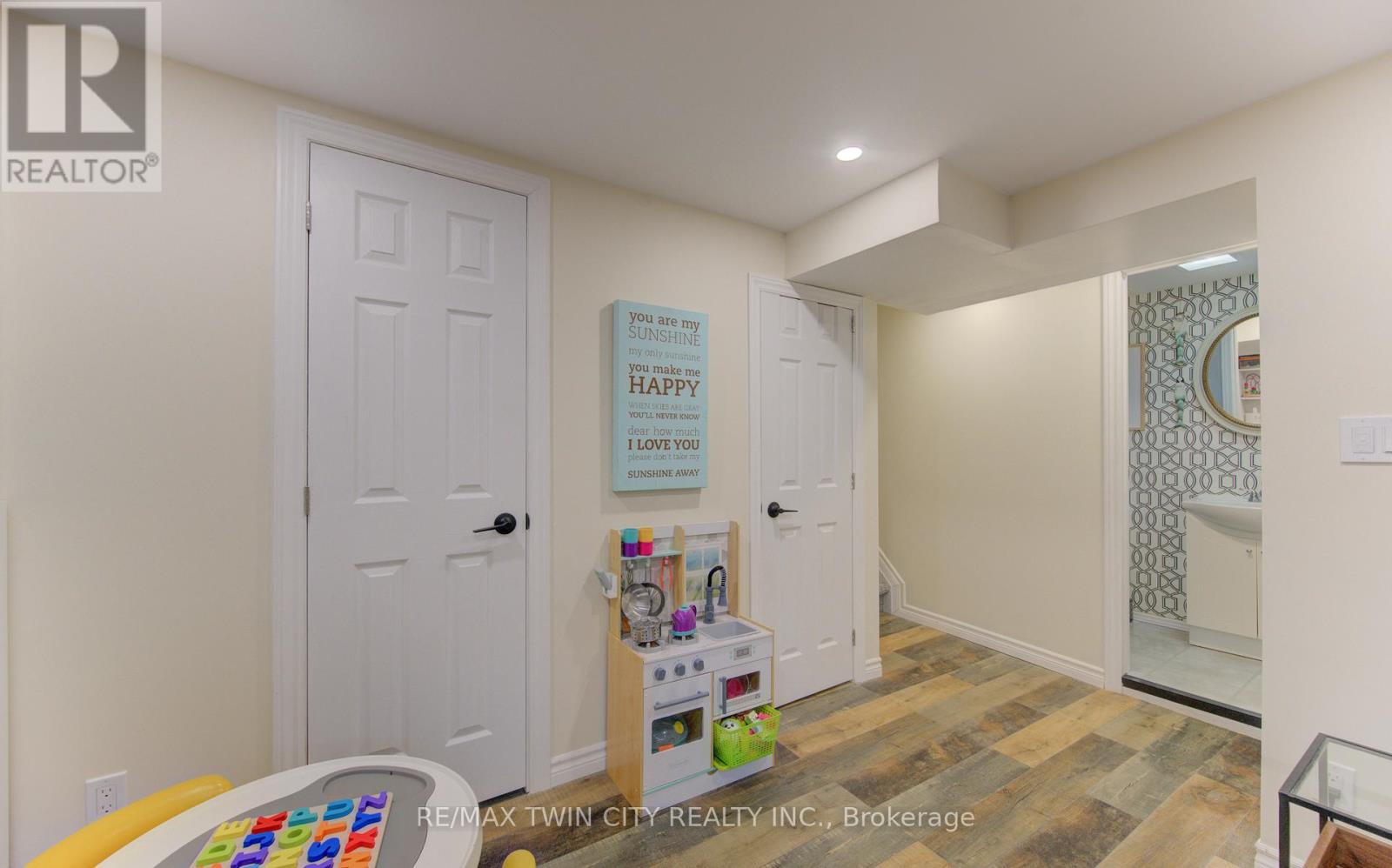 36 - 175 Elm Ridge Drive, Kitchener, Ontario  N2N 1L7 - Photo 29 - X12893798