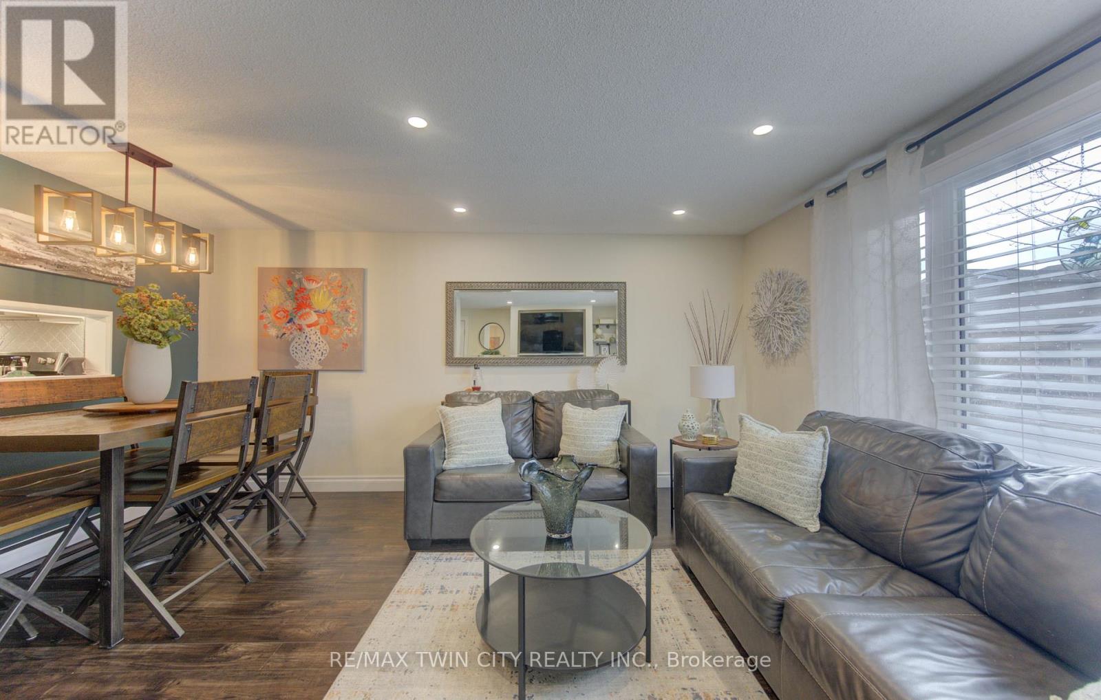 36 - 175 Elm Ridge Drive, Kitchener, Ontario  N2N 1L7 - Photo 6 - X12893798