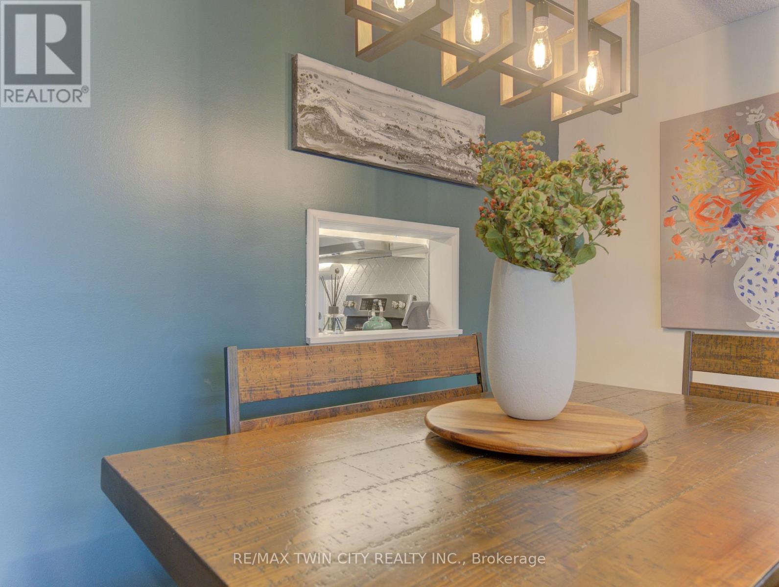 36 - 175 Elm Ridge Drive, Kitchener, Ontario  N2N 1L7 - Photo 8 - X12893798