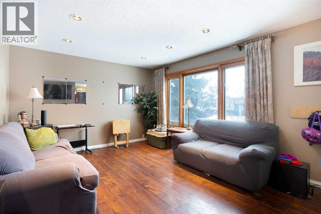 11 Ridgebrook Drive Sw, Airdrie, Alberta  T4B 1A9 - Photo 6 - A2273561