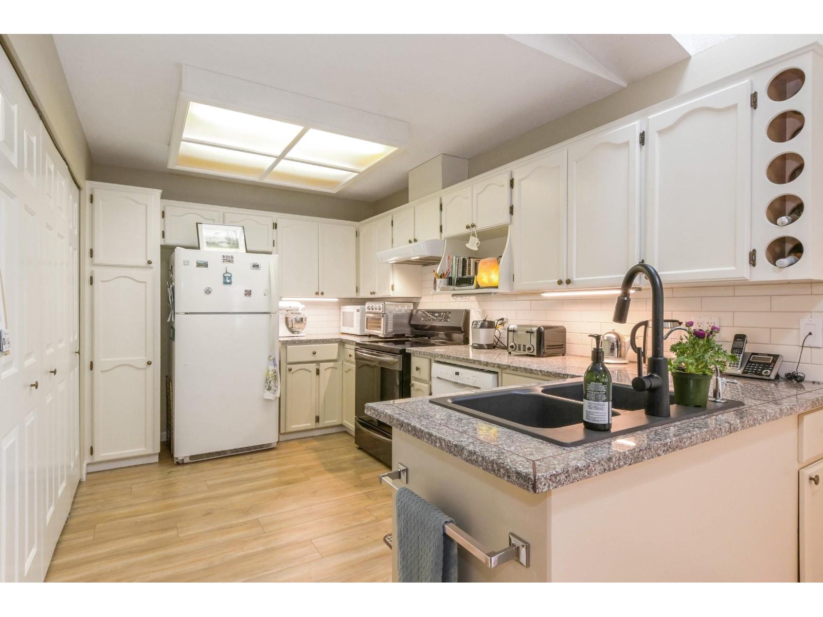 35 21138 88 Avenue, Langley, British Columbia  V1M 2G7 - Photo 8 - R3099230