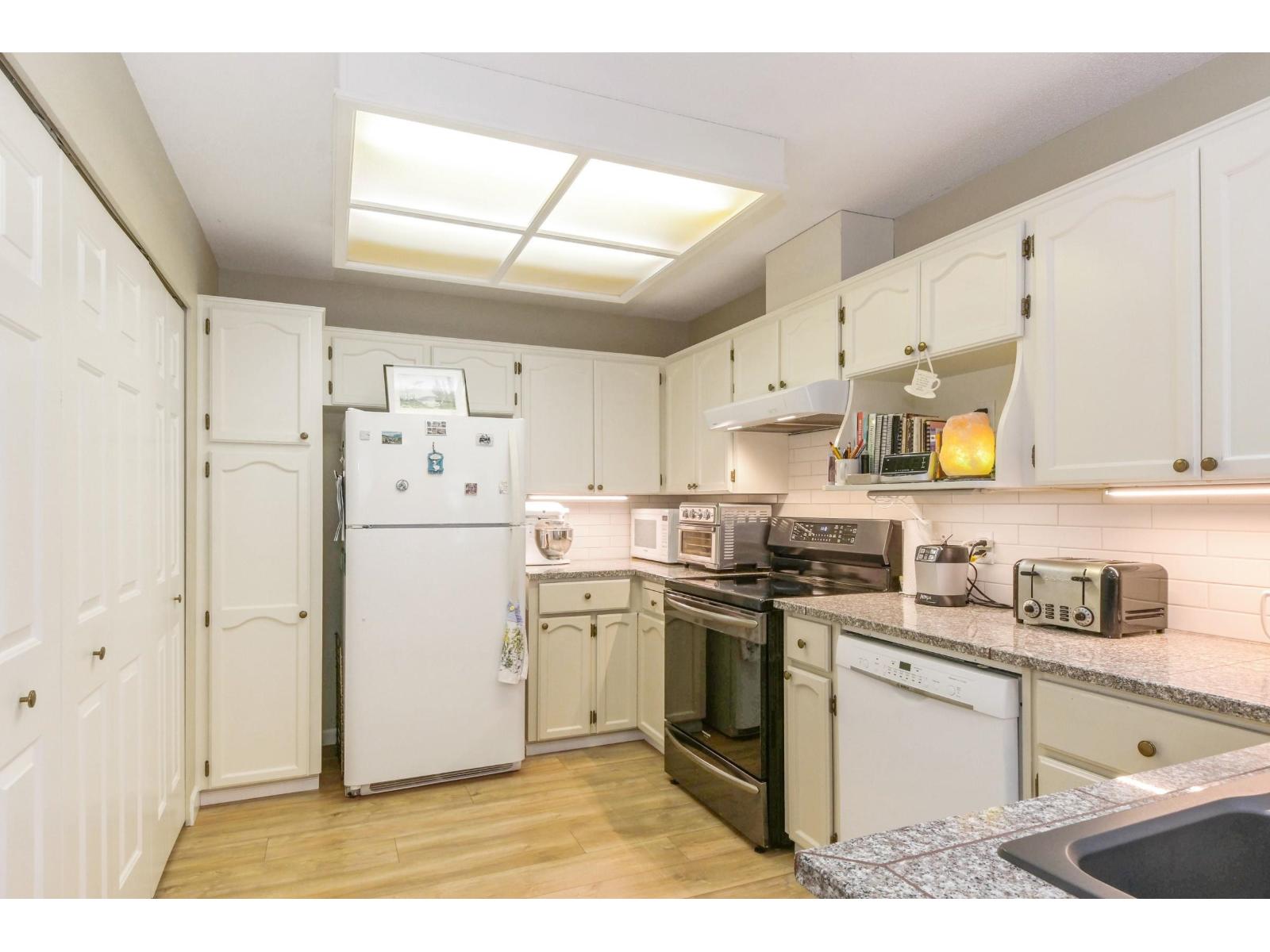 35 21138 88 Avenue, Langley, British Columbia  V1M 2G7 - Photo 9 - R3099230