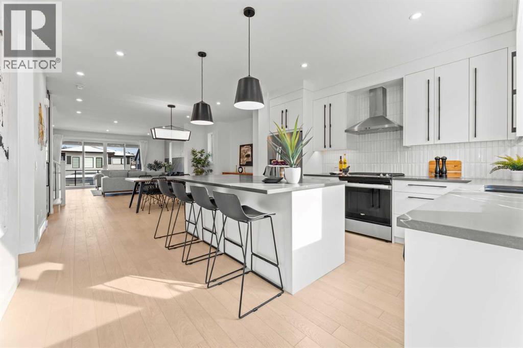 60 Timberline Way Sw, Calgary, Alberta  T3H 4H1 - Photo 5 - A2292098