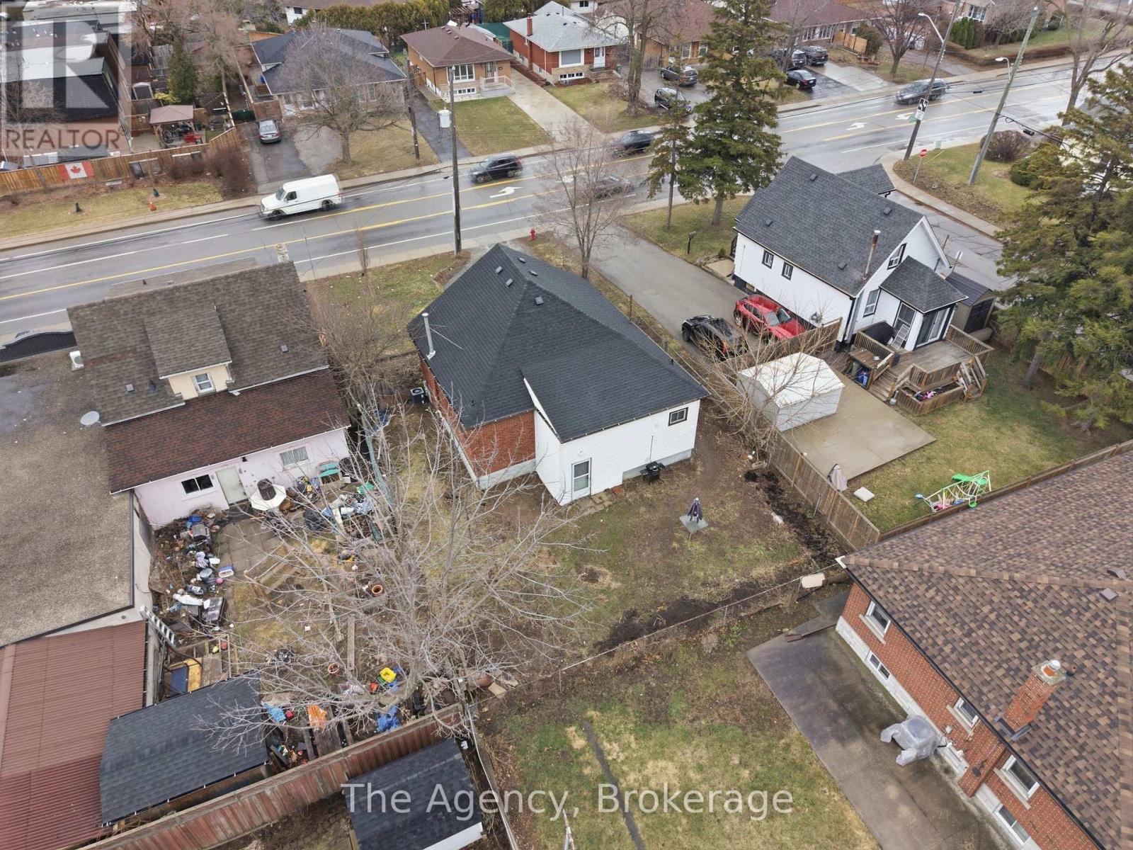 880 Lawrence Road, Hamilton (Rosedale), Ontario  L8K 2A3 - Photo 43 - X12893418