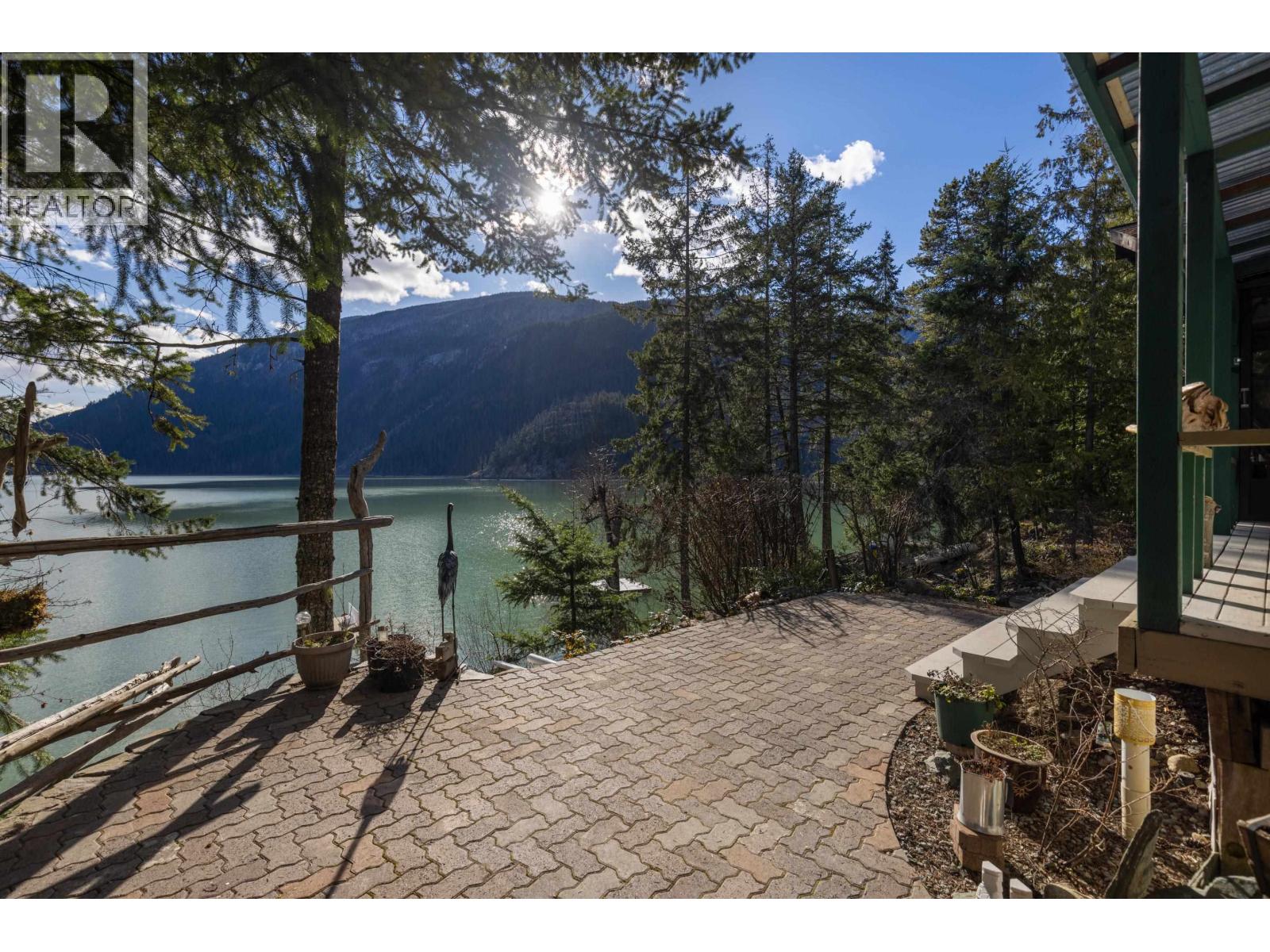 10484 In-Shuck-Ch Forest Service Road, Mount Currie, British Columbia  V0N 2K0 - Photo 3 - R3098966