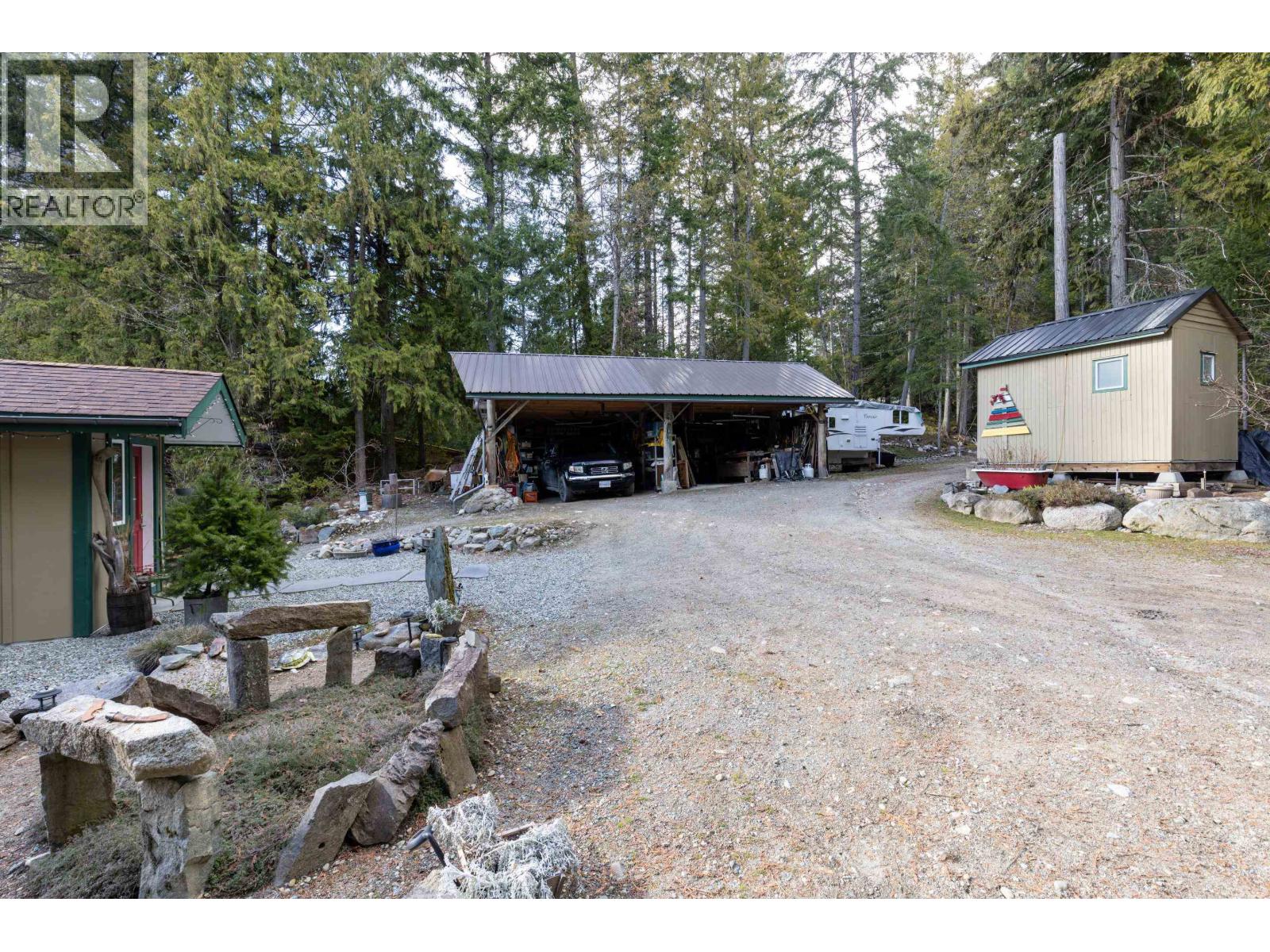 10484 In-Shuck-Ch Forest Service Road, Mount Currie, British Columbia  V0N 2K0 - Photo 18 - R3098966