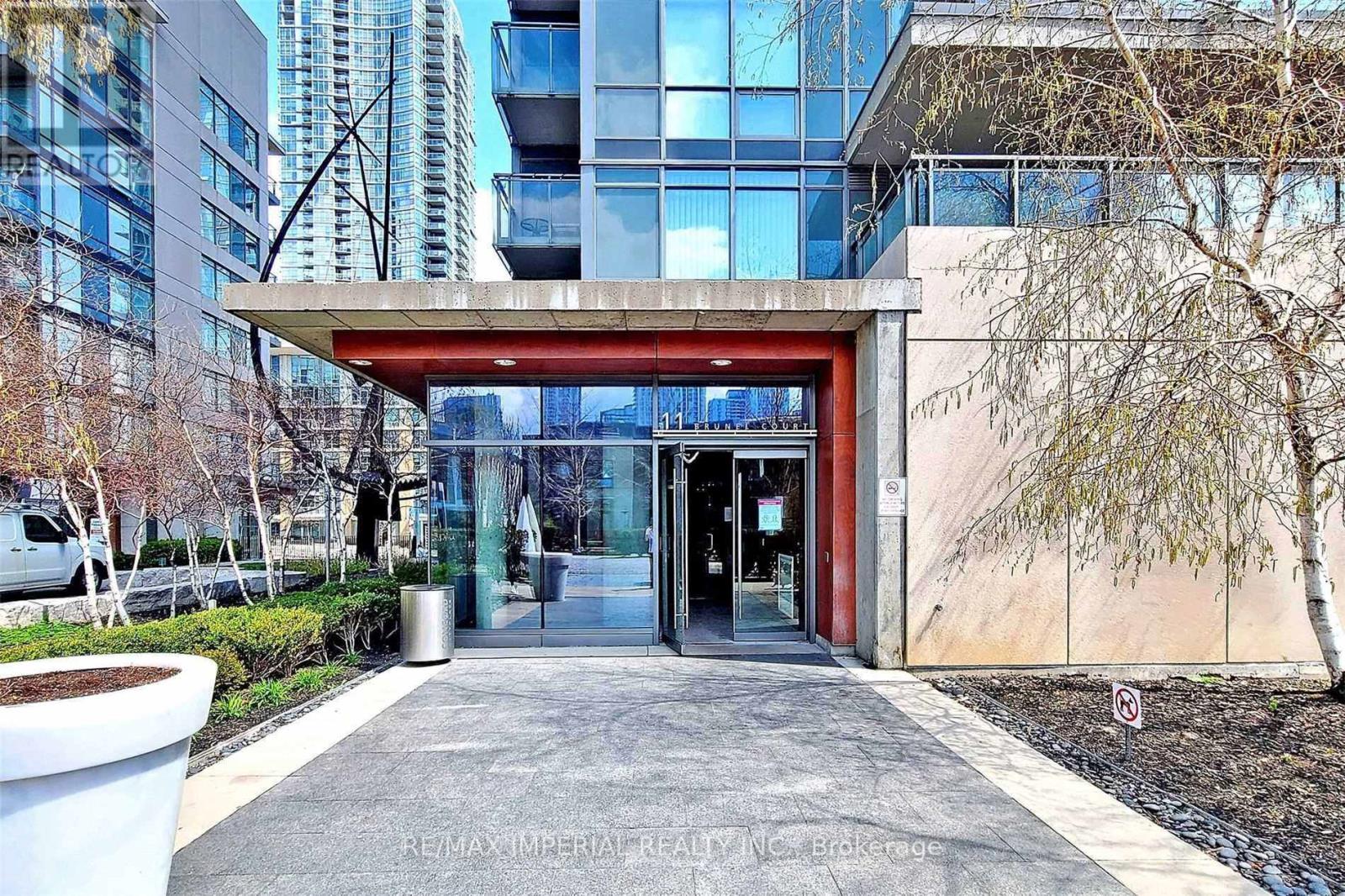 2808 - 11 Brunel Court, Toronto, Ontario  M5V 3Y3 - Photo 3 - C12893864