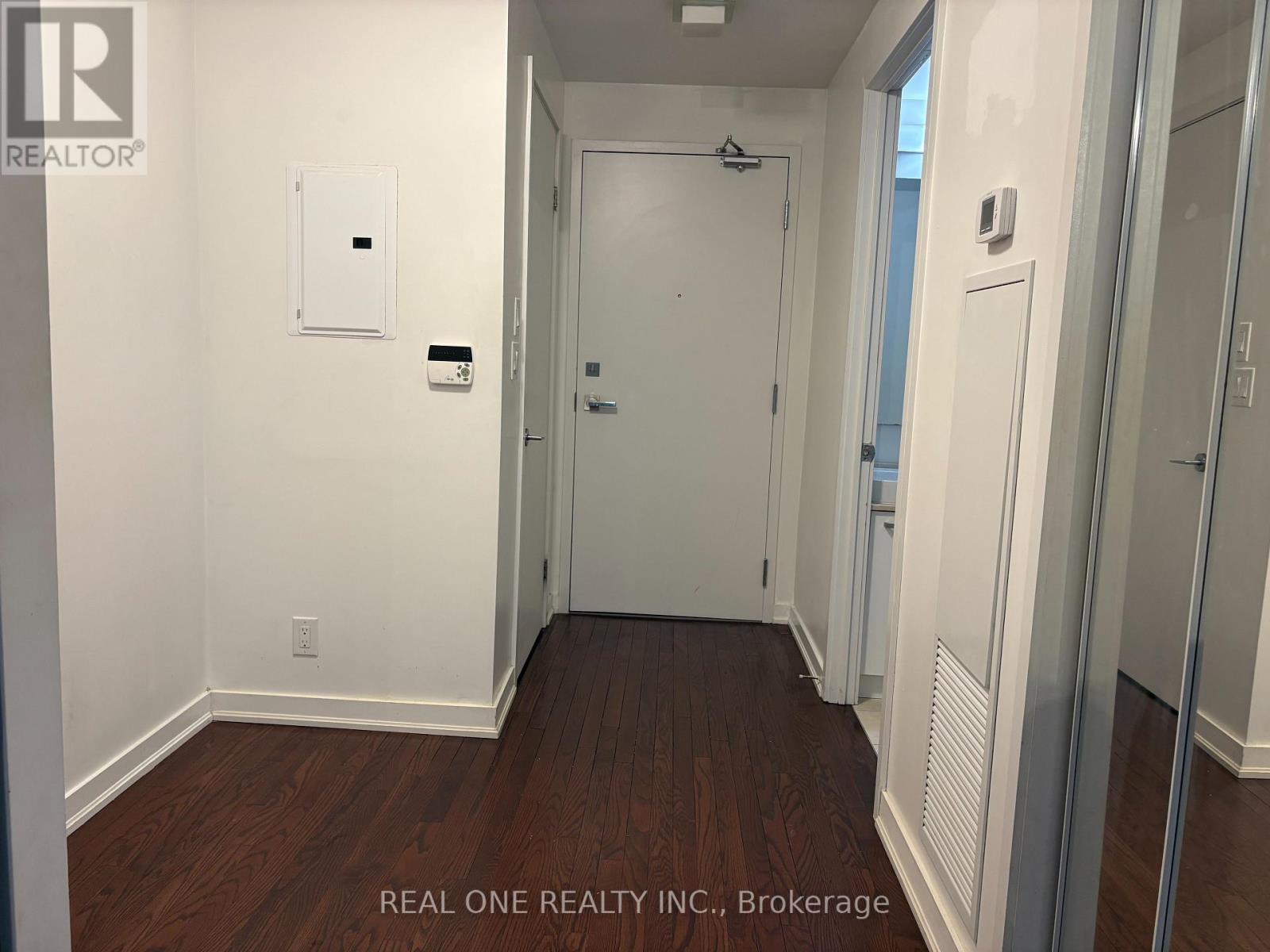 1106 - 12 York Street, Toronto, Ontario  M5J 2Z2 - Photo 7 - C12893874