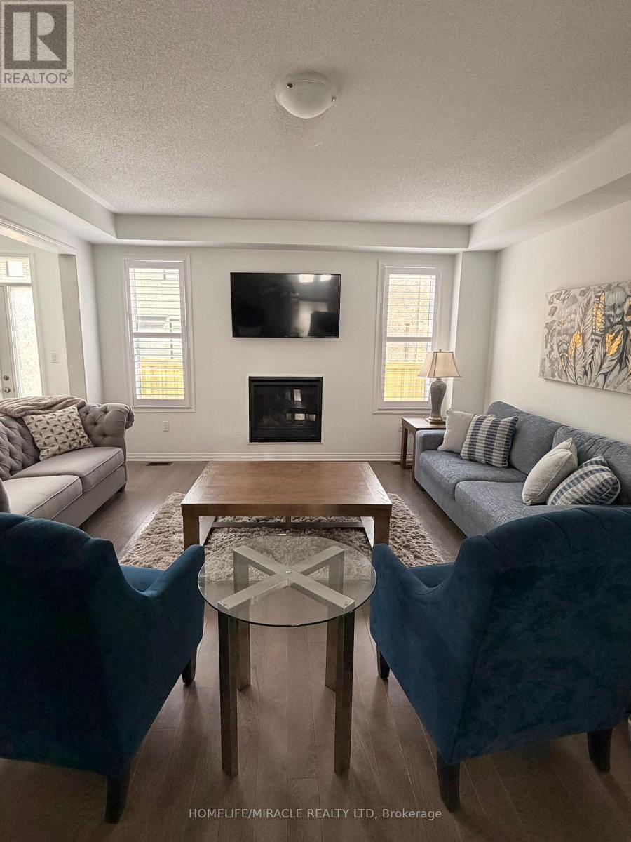 3081 Mulberry Lane, Pickering, Ontario  L0H 1J0 - Photo 8 - E12893868