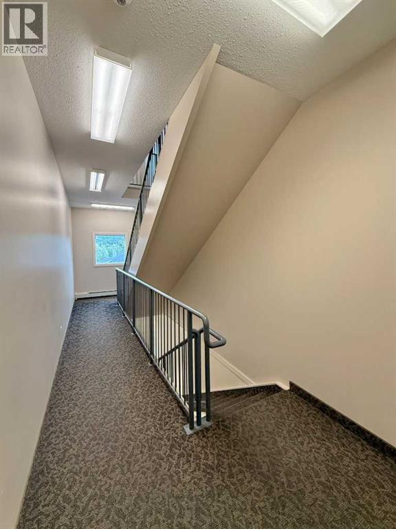 305, 109 Seabolt Drive, Hinton, Alberta  T7V 1K2 - Photo 17 - A2253808